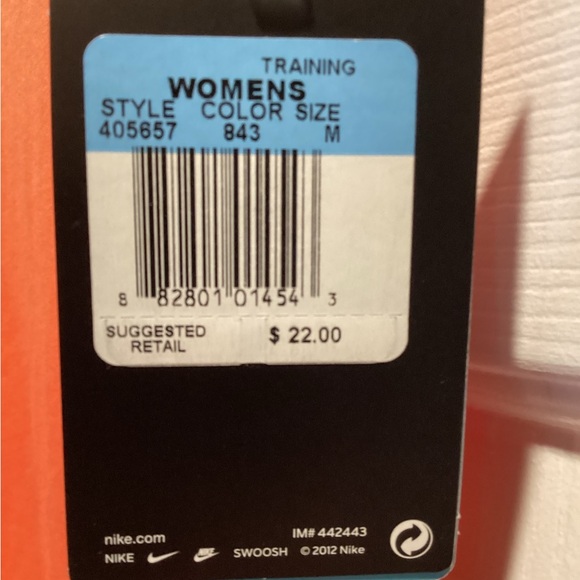 New With Tags Nike Tank - Picture 3 of 4